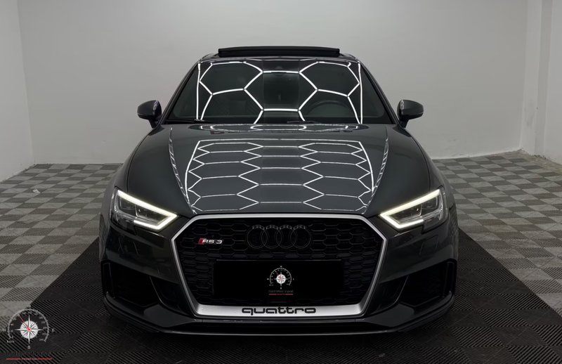 Audi RS3 Spotback DAZA - foto 1
