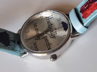Reloj Mary Poppins Practically Perfect Disney.