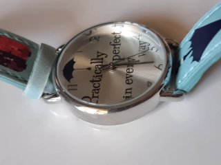 Reloj Mary Poppins Practically Perfect Disney.