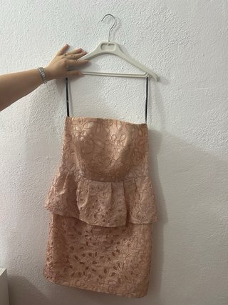 Vestido de fiesta beige y rosa