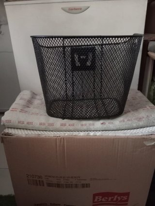Cesta de bicicleta negra
