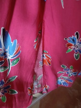 Vestido Sfera floral rosa talla S