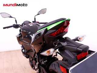 KAWASAKI Z 400