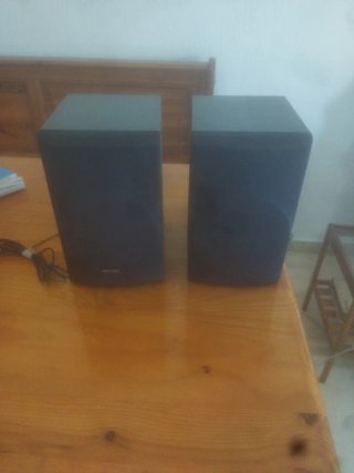 Altavoces Sharp grises Minicadena. 10w 4 ohmios