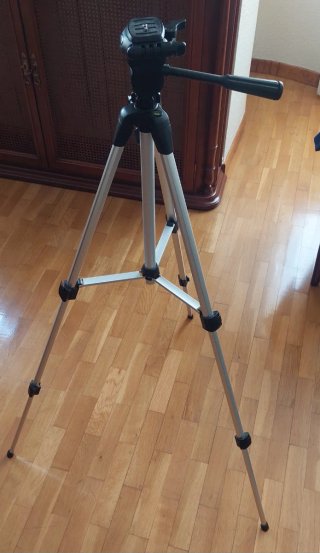 Trípode Aluminio + Funda (140 cm)