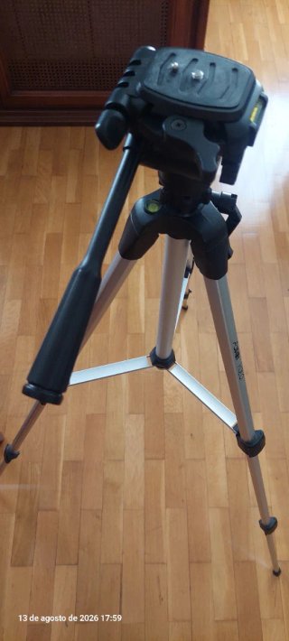 Trípode Aluminio + Funda (140 cm)