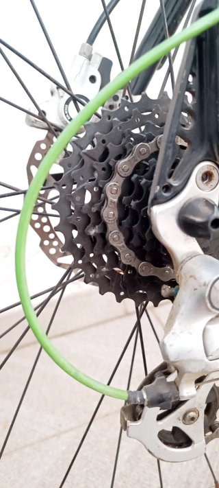 Bicicleta Negra y Turquesa para Adultos