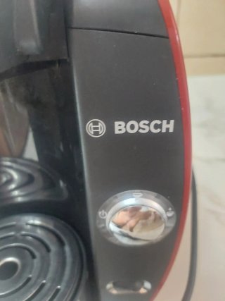 Cafetera Bosch Tassimo Roja y Negra