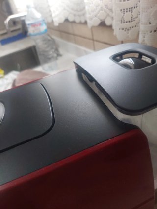 Cafetera Bosch Tassimo Roja y Negra