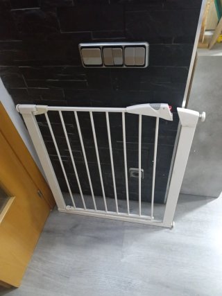 Barandilla de seguridad blanca