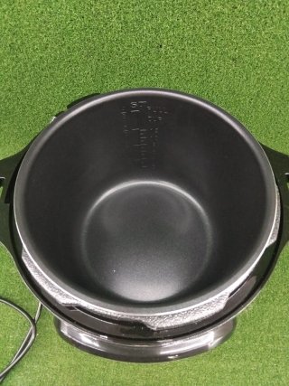 Olla a presión Beper multicocina 6L