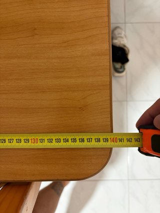 URGE VENTA!!! Mesa de comedor de madera y 4 sillas