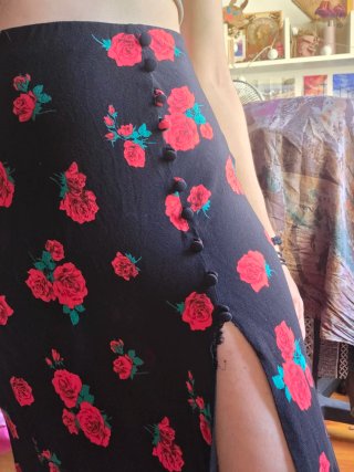 Falda midi Zara floral con abertura