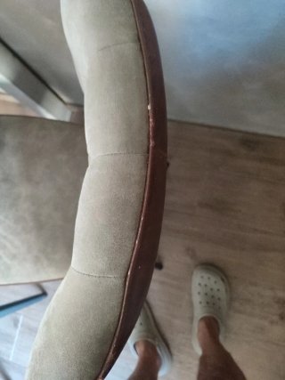 4 Sillas Comedor Piel y Metal
