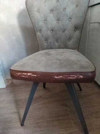 4 Sillas Comedor Piel y Metal