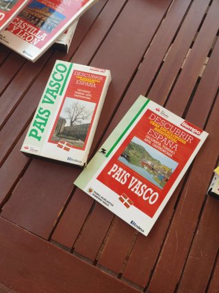Colección VHS + LIBRO Descubrir España