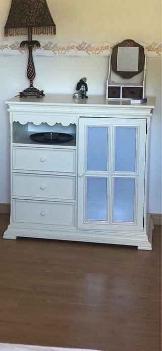 Cómoda infantil blanca beige