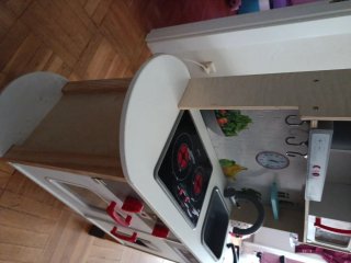 Cocinita de madera infantil