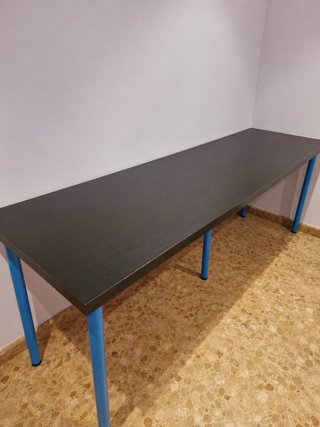 Mesa de escritorio madera y metal