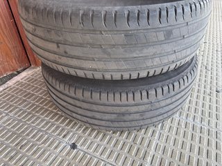 Neumático 225/65 R 17 102v