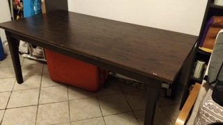Mesa de comedor oscura+ 10 sillas
