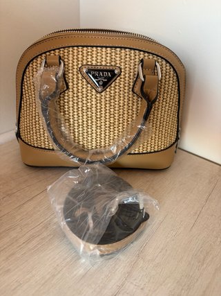 Bolso de rafia y piel beige