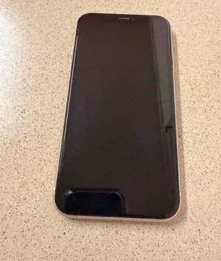 iPhone 11 128GB Blanco Batería 73%