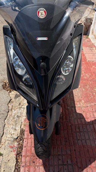 Kymco Superdink 300i