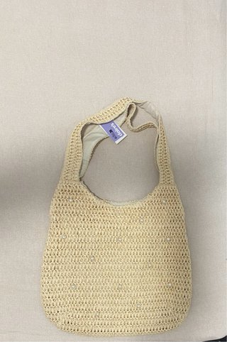 Bolso de playa Claire's beige con perlas