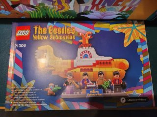 LEGO The Beatles Yellow Submarine 21306