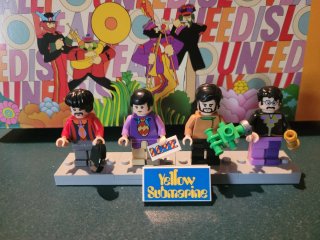 LEGO The Beatles Yellow Submarine 21306