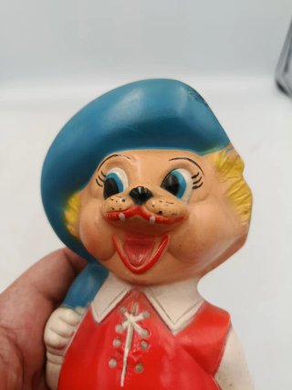 ANTIGUO MUÑECO SONAJERO DE CELULOIDE