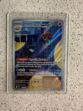 Orbeetle del Team Rocket 198/182