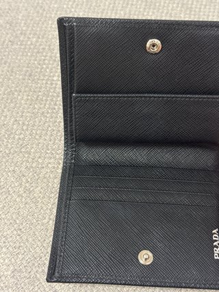 Monedero Prada Negro Piel Saffiano