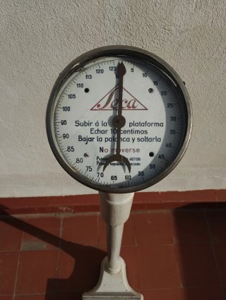 Báscula antigua marca Seca