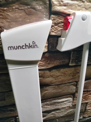 Munchkin MAXI-SECURE Puerta de seguridad 76-82 cm