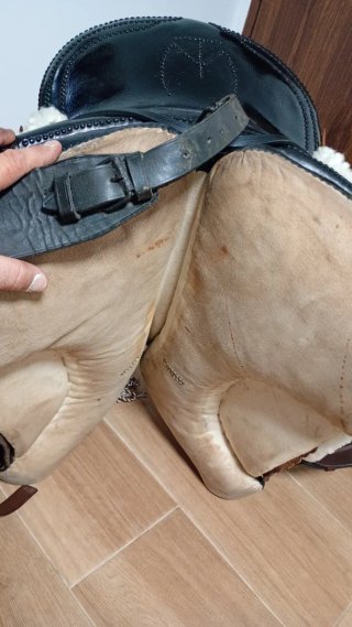 Montura Vaquera de la marca Duval muy cuidada