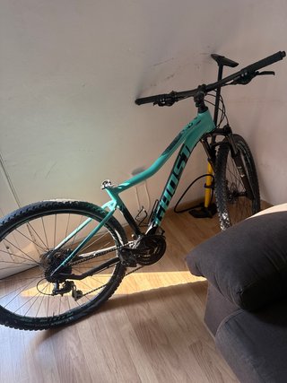 Bicicleta Ghost color turquesa