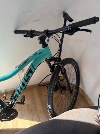 Bicicleta Ghost color turquesa
