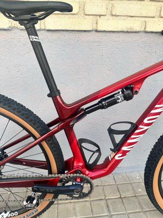 Bicicleta MTB Canyon Lux WC CF6 2023