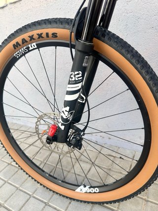 Bicicleta MTB Canyon Lux WC CF6 2023