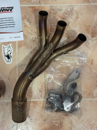 Colectores MT09 MIVV GP PRO