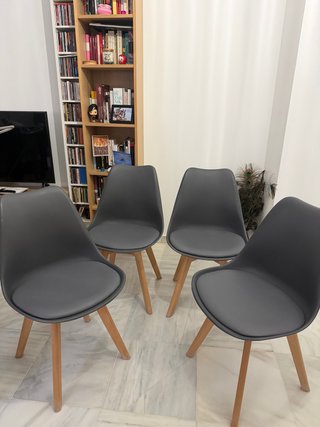 4 Sillas Comedor Grises Patas Madera