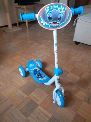Monopatín 3 Ruedas Disney Stitch