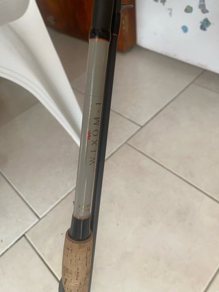Caña de pescar con carrete