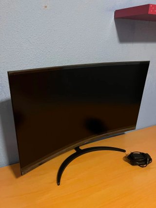 Monitor Curvo Acer 180Hz Negro