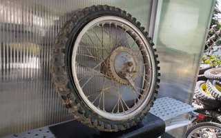 Rueda Trasera Aluminio 3.00-17