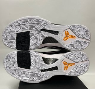 Kobe 5 Custom Bruce Lee Alternativo