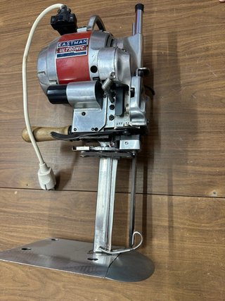 cortadora textil industrial Eastman Ultronic 625