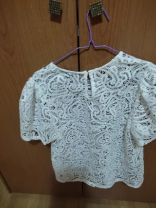 Blusón blanco encaje Cortefiel Talla M